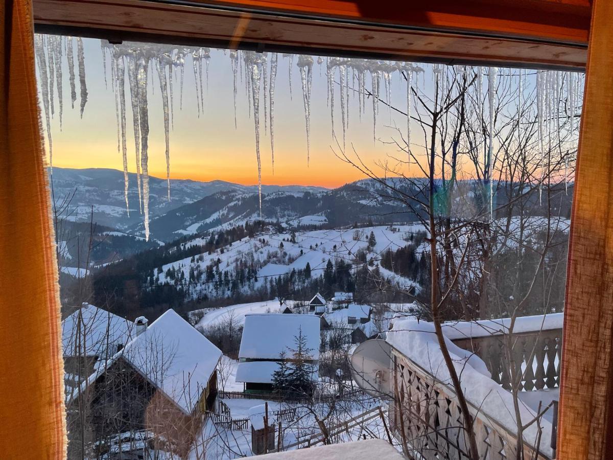 La Noi La Munte Villa Matisesti Luaran gambar